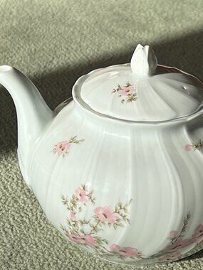 Limoges Bernardaud Amandine Flowered Teapot